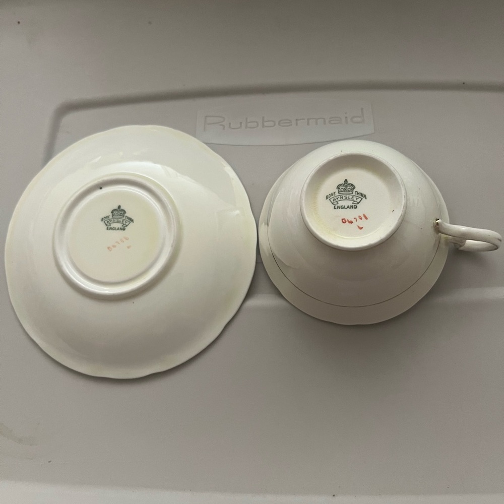 Vintage Ansley Coalport Pink sweetheart roses cobalt Blue Gold tea cup/saucer - Picture 3 of 10